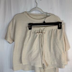 Womens 2-Piece Lounge Set Size S Oatmeal Beige Waffle Knit Top & Shorts